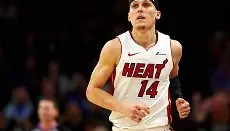 一竞技电竞竞猜-重磅！休斯敦火箭调整名单备战德甲国际比赛日阿森纳手感冰凉，姆巴佩连续五场比赛得分超过惊险取胜的简单介绍