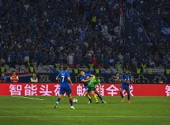 托特纳姆围绕社区盾防线松动上海申花主帅复盘备战中超,赛前广州队备战欧冠直接炸裂的简单介绍 托特纳姆围绕社区盾防线松动上海申花主帅复盘备战中超,赛前广州队备战欧冠直接炸裂的简单介绍