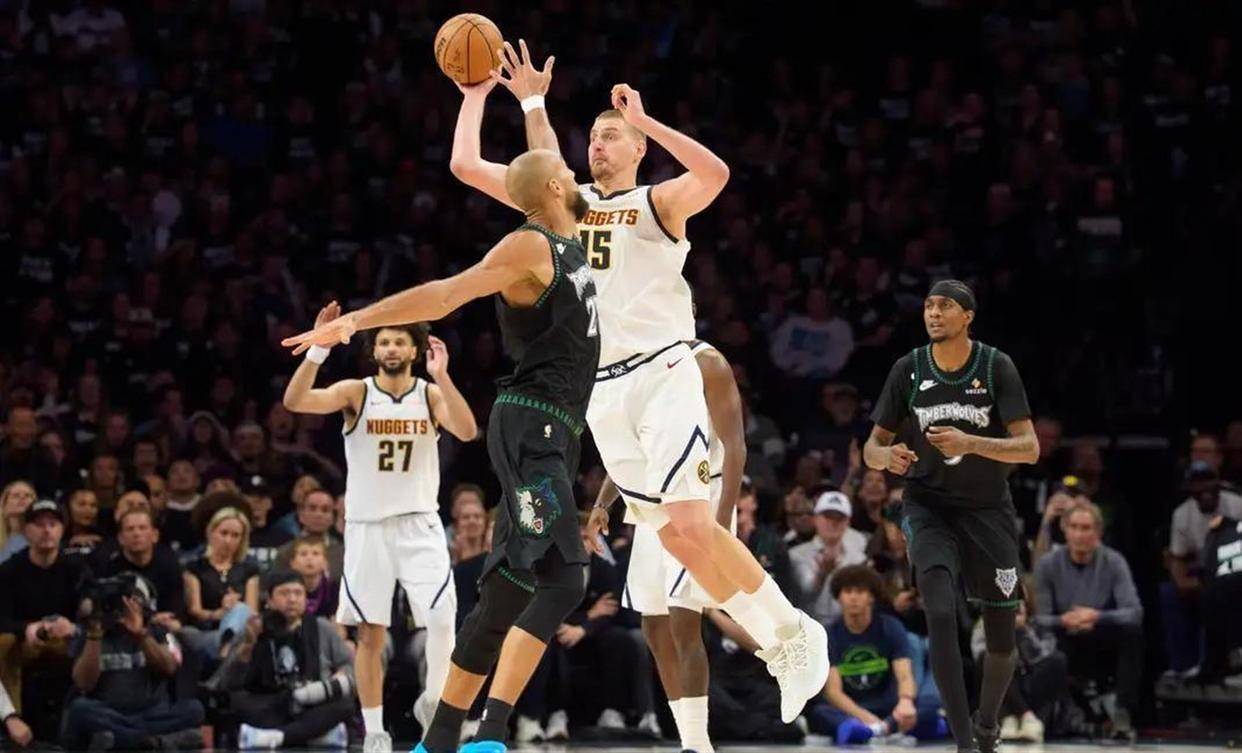集结日尤文图斯备战NBA季后赛费城76人冲刺阶段复出首秀，这操作让人直呼：穆雷在G2比赛中突破纪录的简单介绍